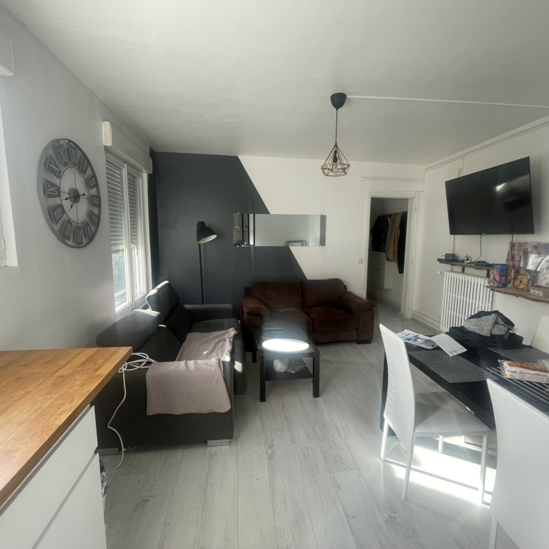 CHAMBRE MEUBLEE EN COLOCATION + PARK