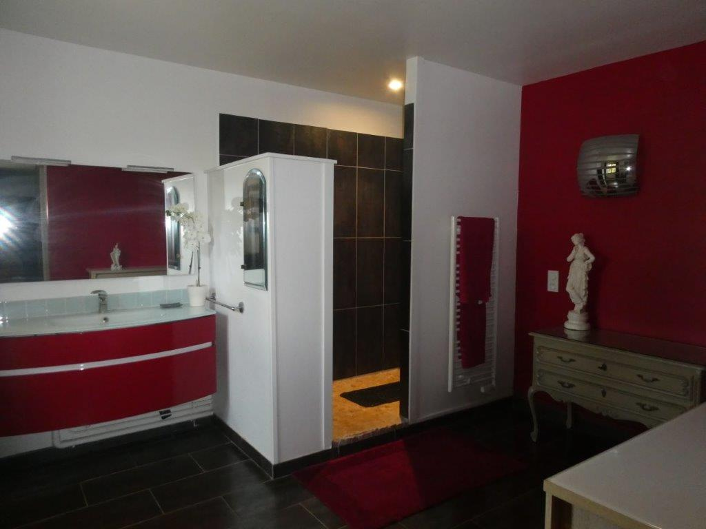 BEUZEVILLE – MAISON DE CHARME AVEC MAISON D’AMIS ou GITE