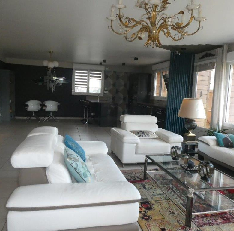 BEUZEVILLE – MAISON DE CHARME AVEC MAISON D’AMIS ou GITE
