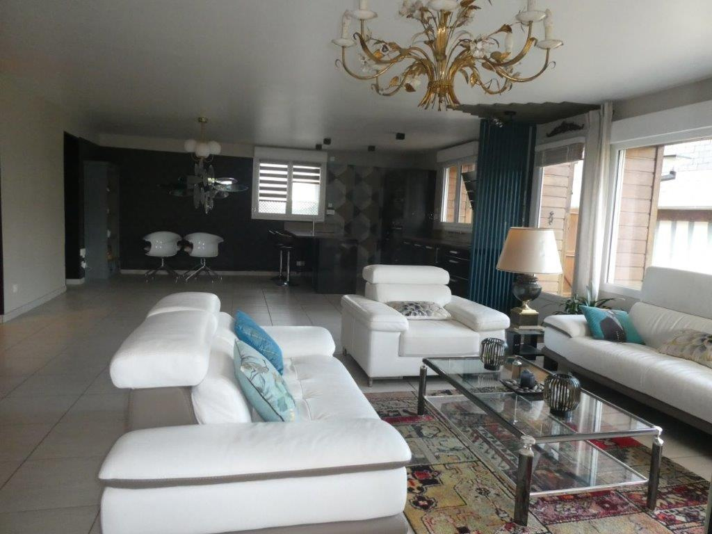 BEUZEVILLE – MAISON DE CHARME AVEC MAISON D’AMIS ou GITE
