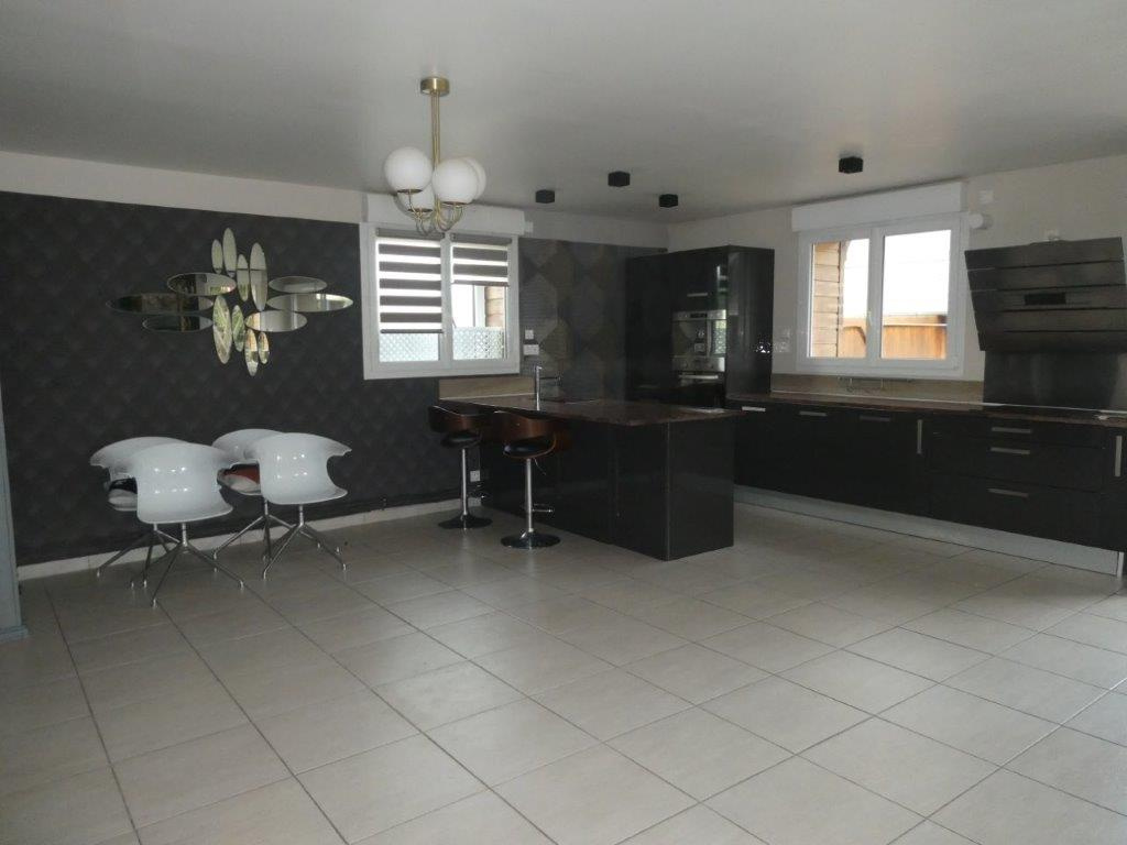 BEUZEVILLE – MAISON DE CHARME AVEC MAISON D’AMIS ou GITE