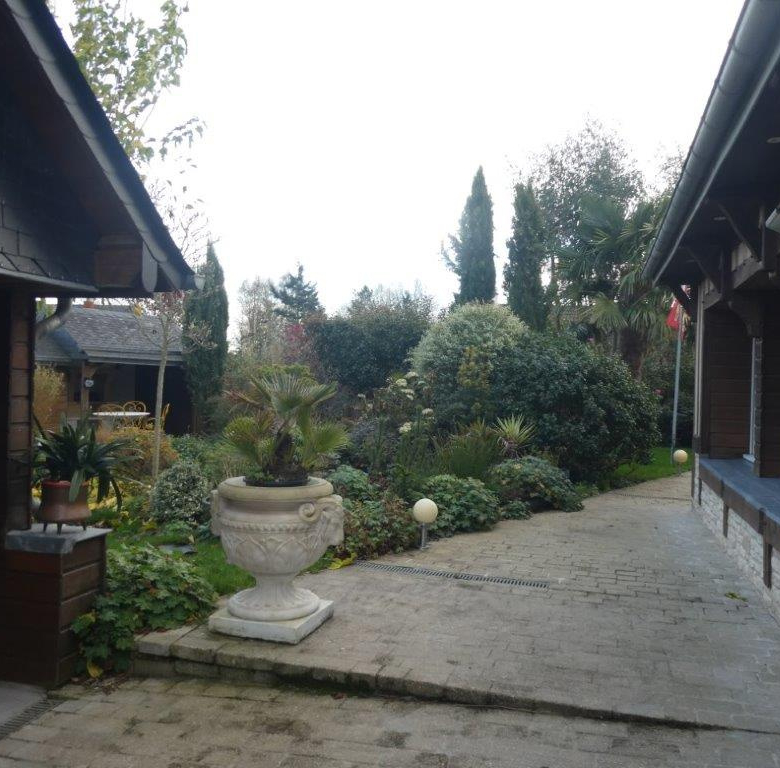 BEUZEVILLE – MAISON DE CHARME AVEC MAISON D’AMIS ou GITE