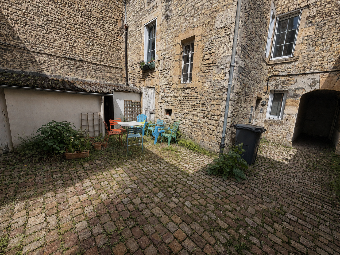 CAEN APPRTEMENT  2PP charme de l’ancien Centre ville 57m2