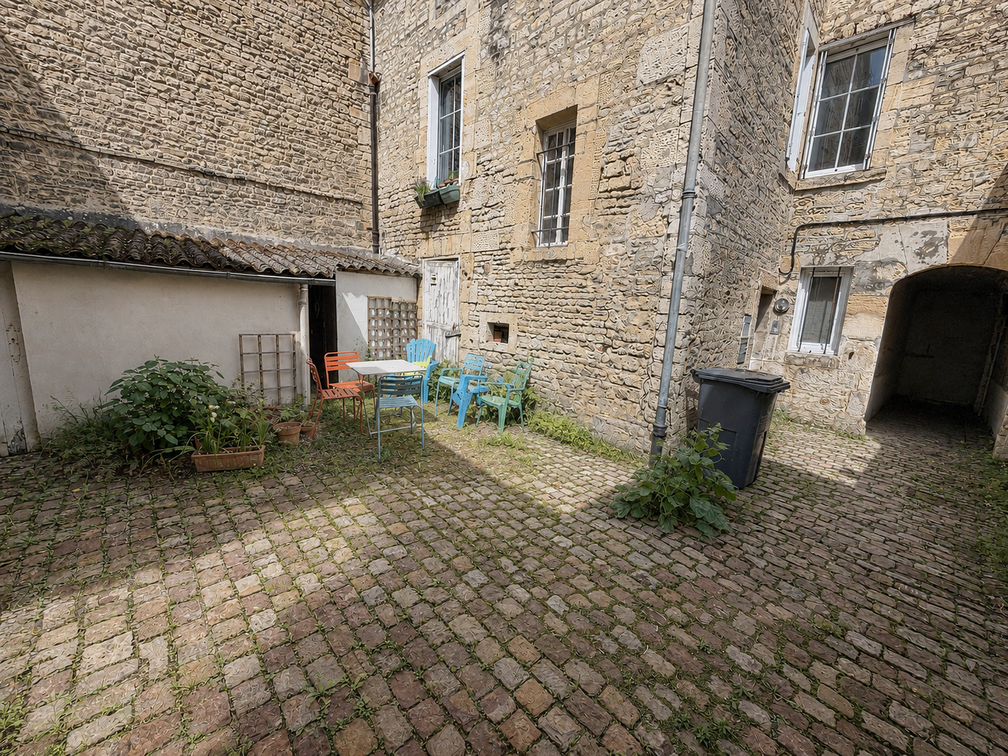 CAEN APPRTEMENT  2PP charme de l’ancien Centre ville 57m2