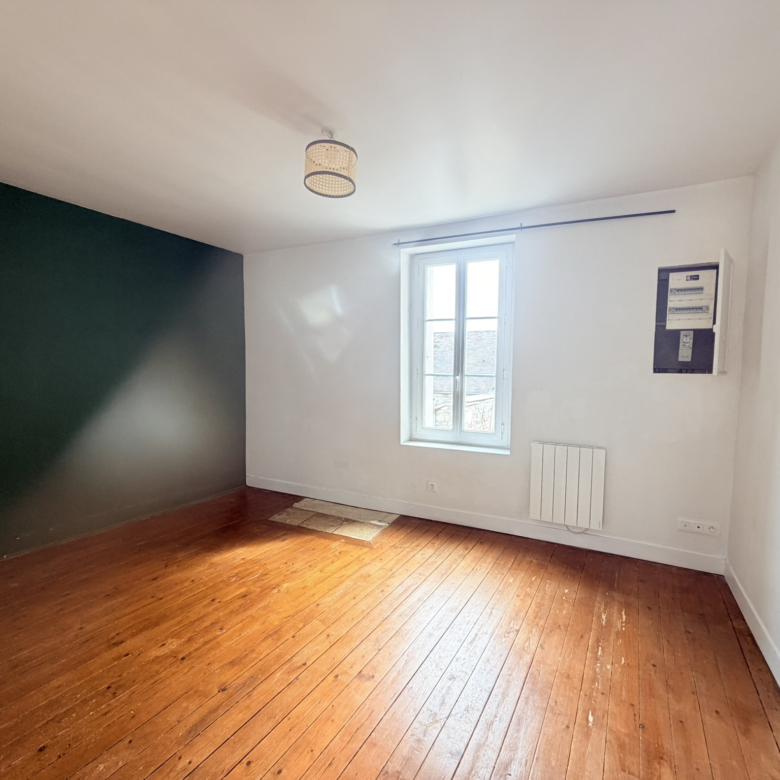 CAEN APPARTEMENT  2PP charme de l’ancien Centre ville 57m2