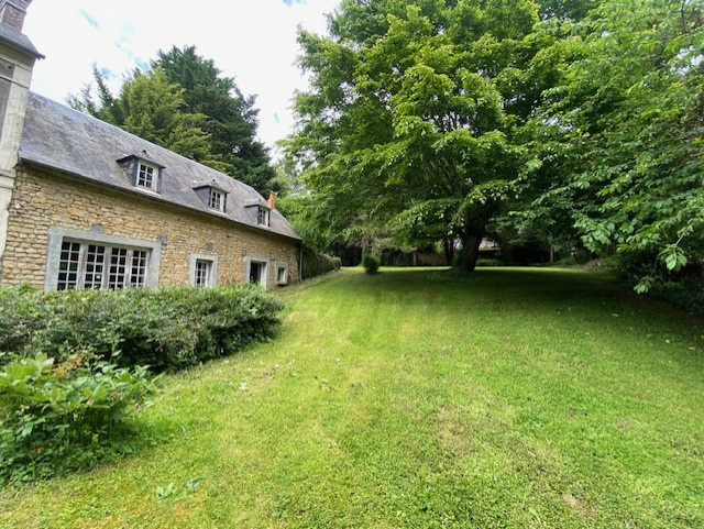 CAMBREMER – RARE MAISON DE CARACTERE XVIII avec parc de 2855 M2
