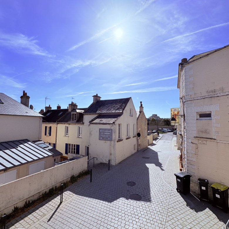 Duplex T2 plein de charme à deux pas du port