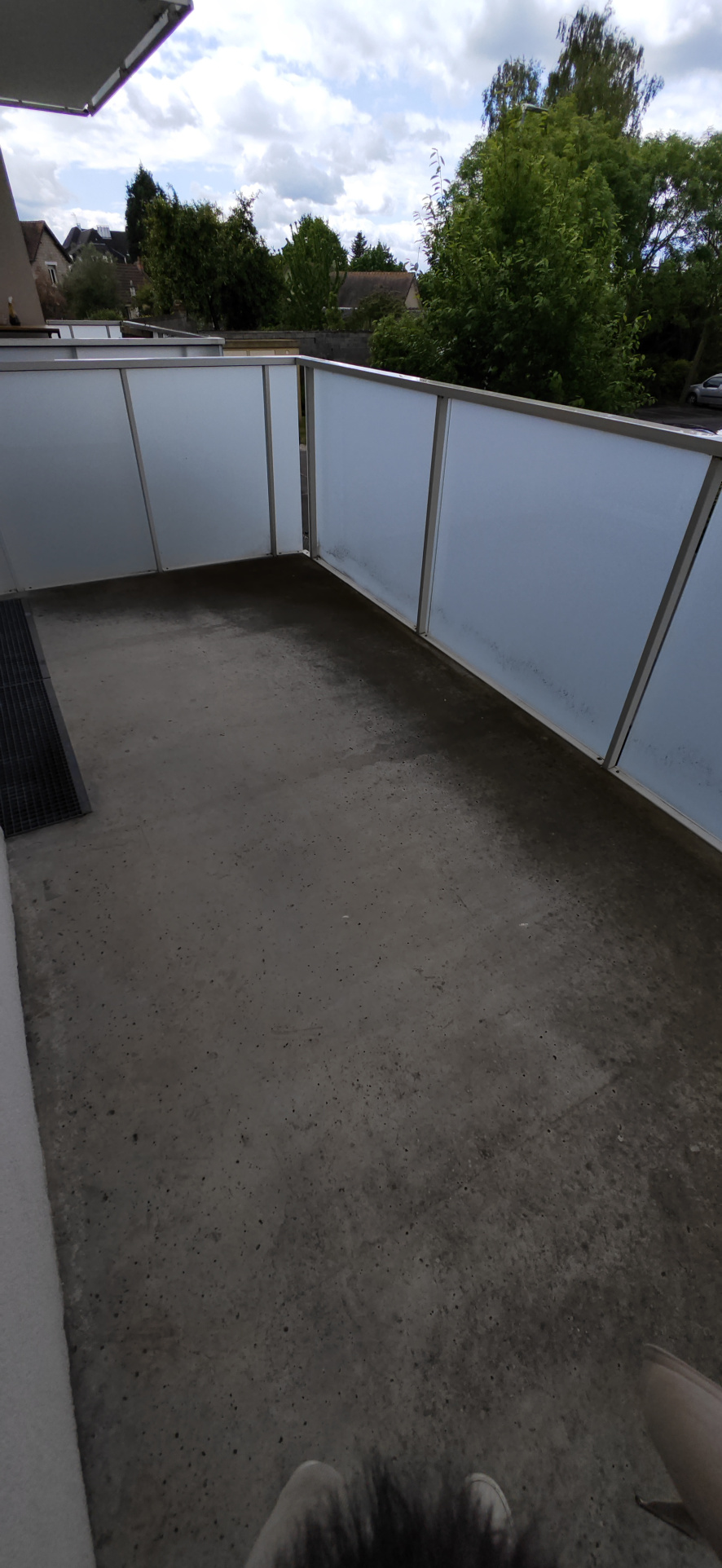 CAEN NORD APPARTEMENT T3 avec balcon ascenseur parking privé