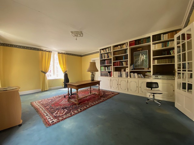 CAMBREMER – RARE MAISON DE CARACTERE XVIII avec parc de 2855 M2