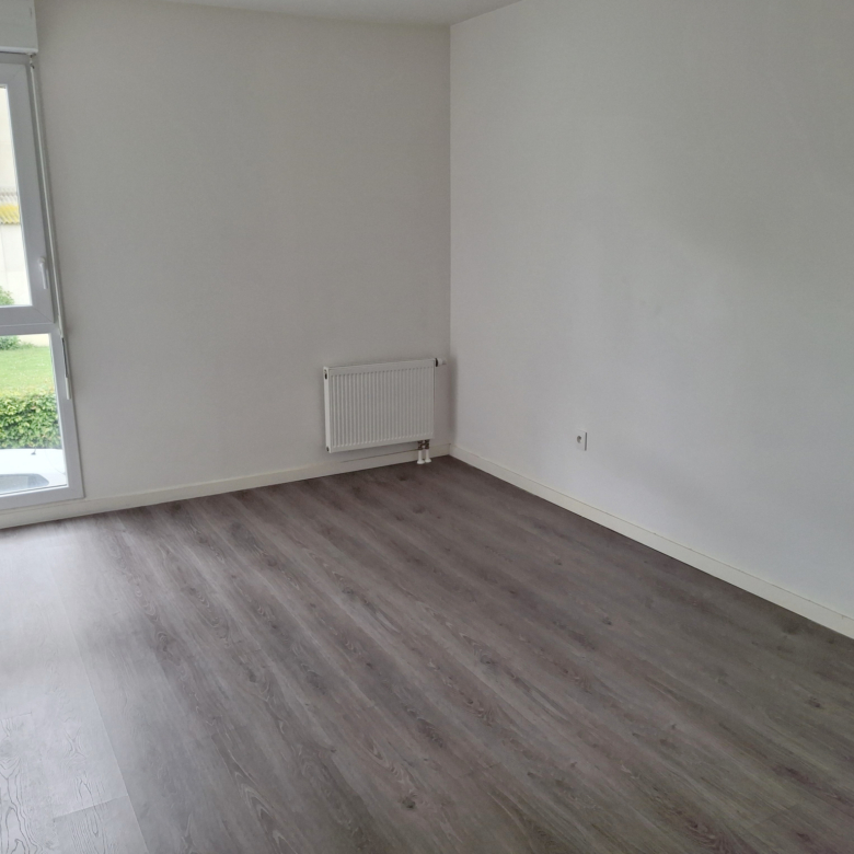 CAEN NORD APPARTEMENT T3 avec balcon ascenseur parking privé