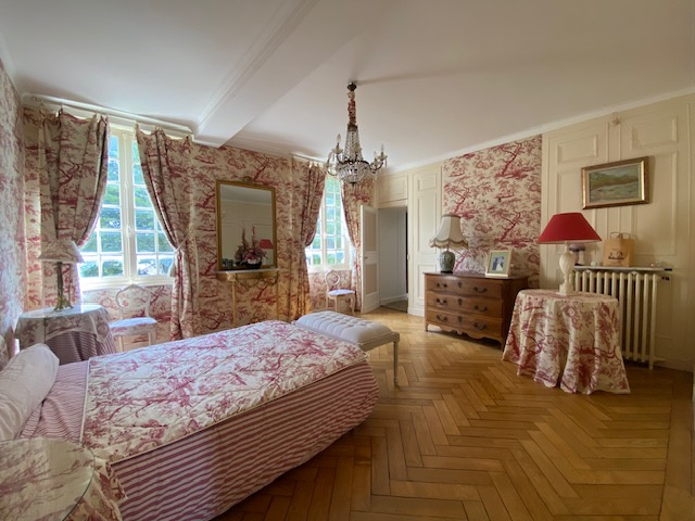 CAMBREMER – RARE MAISON DE CARACTERE XVIII avec parc de 2855 M2