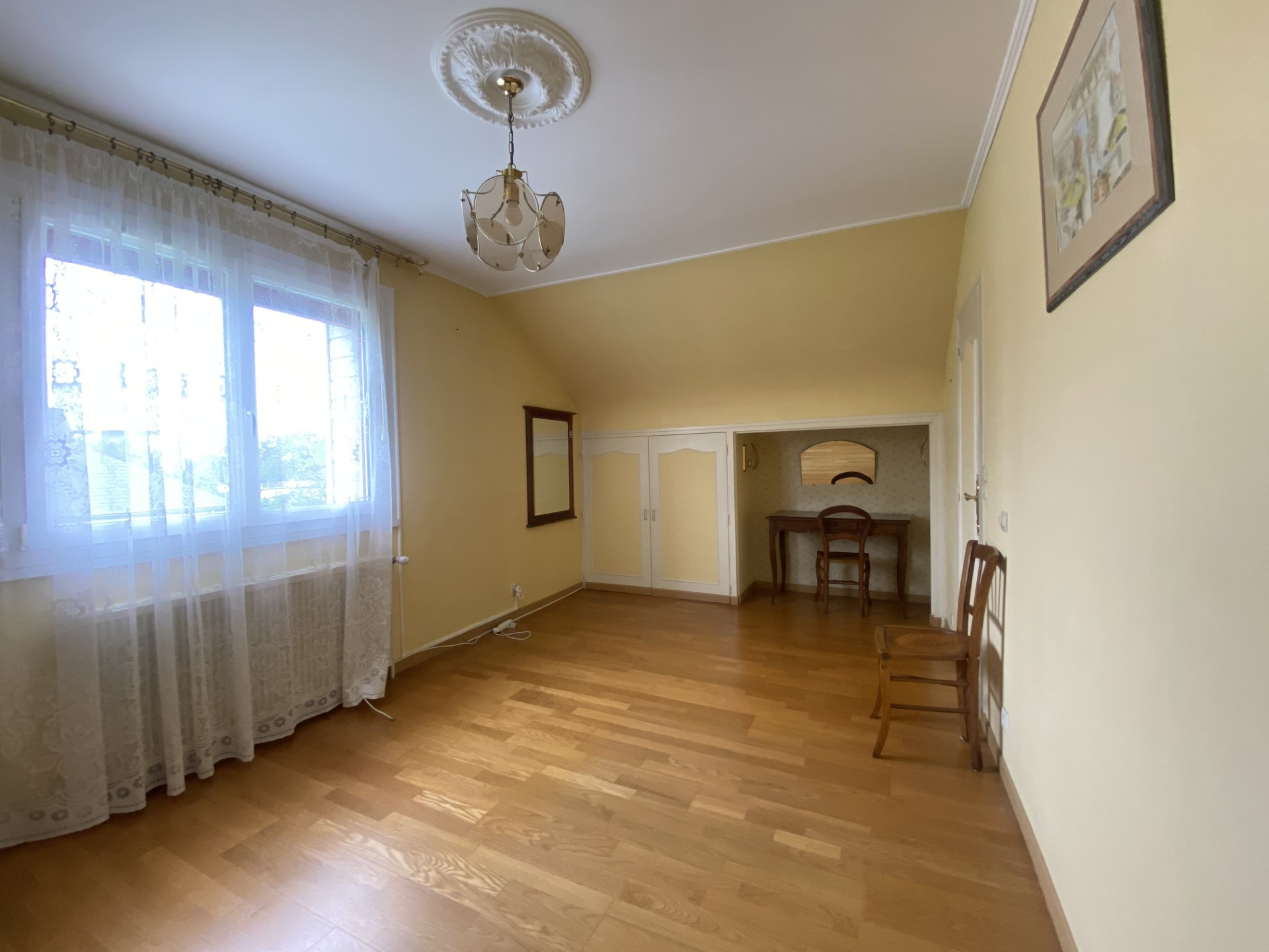 CAEN   MAISON T4 DE 107 m2 SUR TERRAIN DE 655 m2