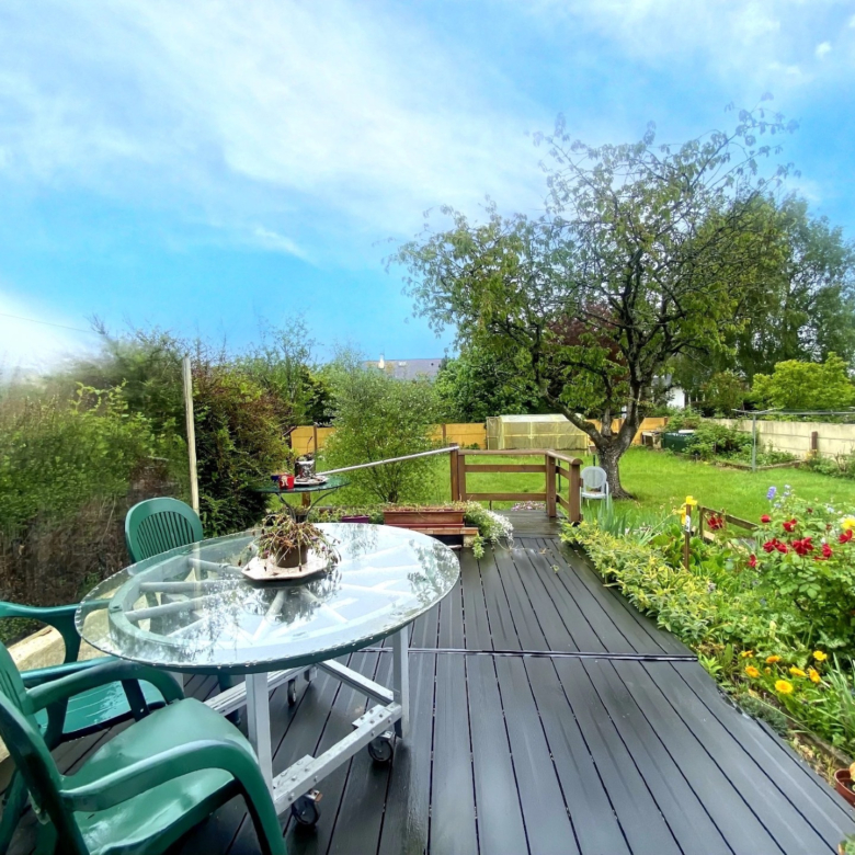 CAEN   MAISON T4 DE 107 m2 SUR TERRAIN DE 655 m2