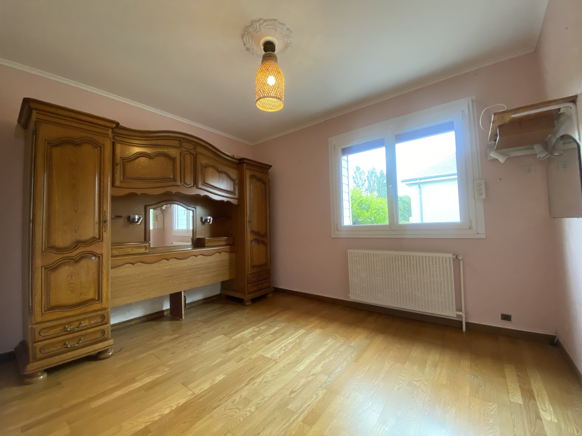 CAEN   MAISON T4 DE 107 m2 SUR TERRAIN DE 655 m2