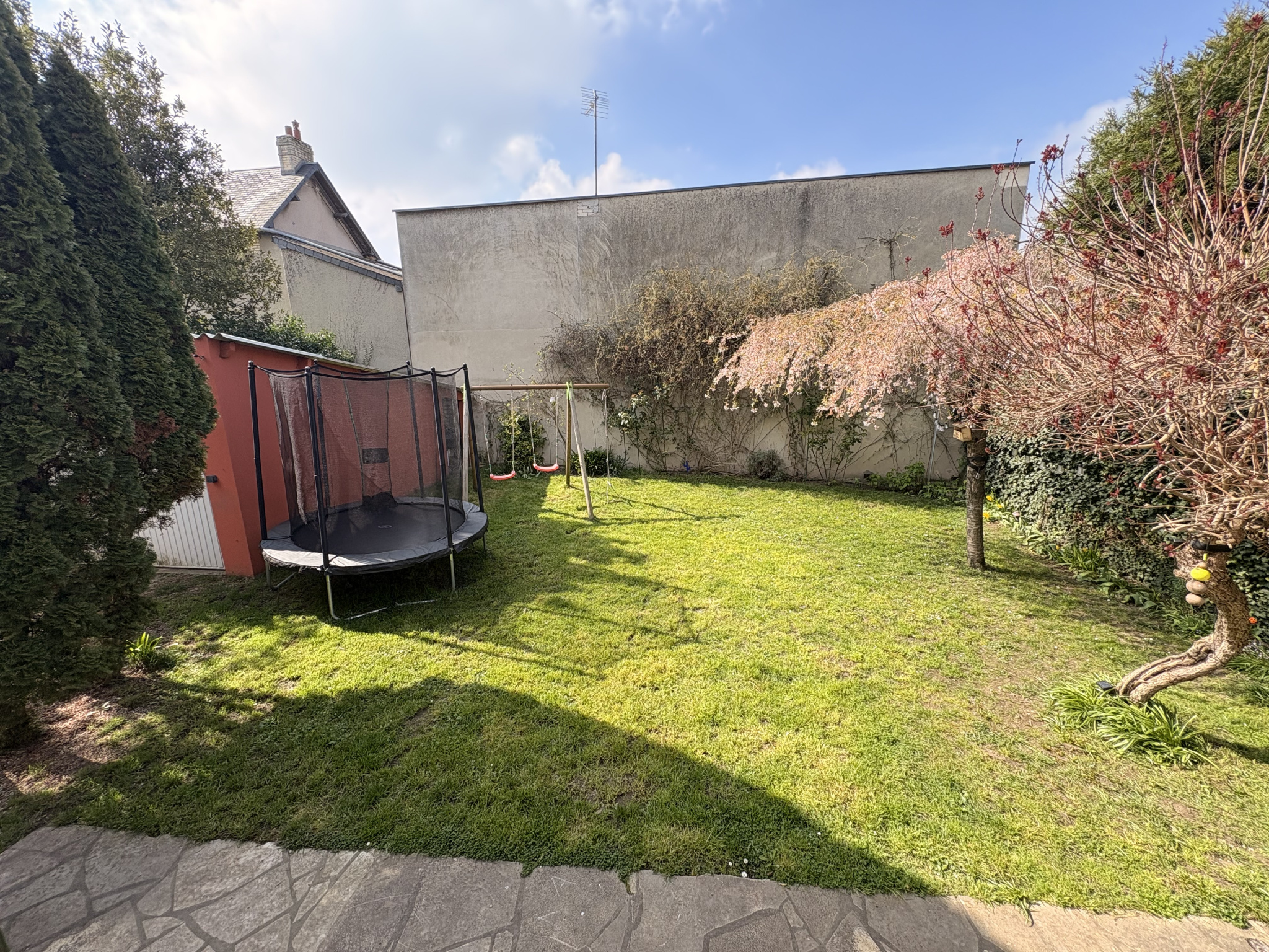 CAEN RIVE DROITE QUARTIER DES FLEURS RARE CHARMANTE MAISON ANNEES 30