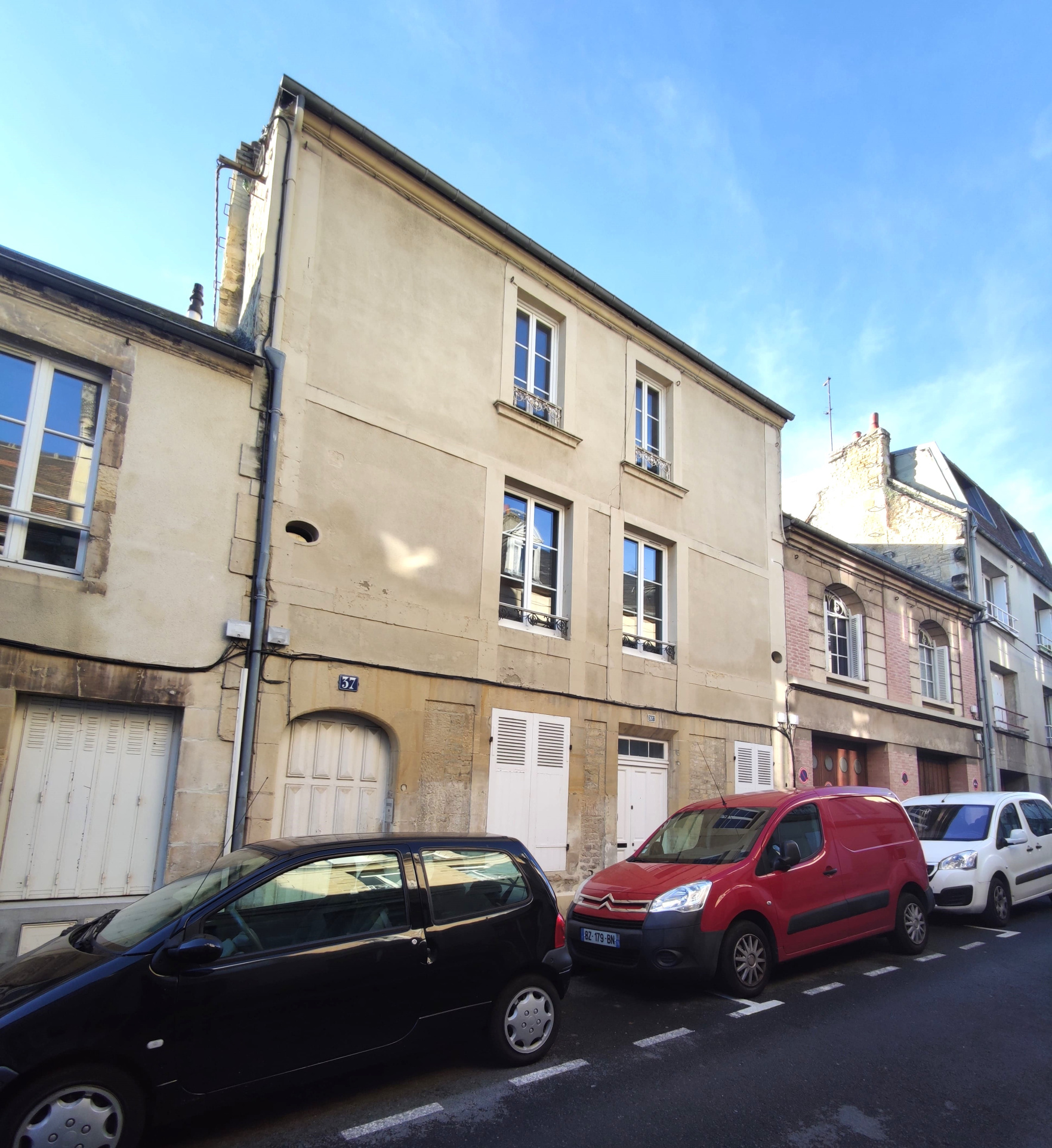 CAEN APPRTEMENT  2PP charme de l’ancien Centre ville 57m2