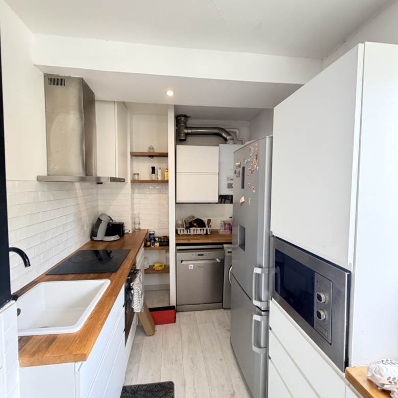 CHAMBRE MEUBLEE EN COLOCATION + PARK