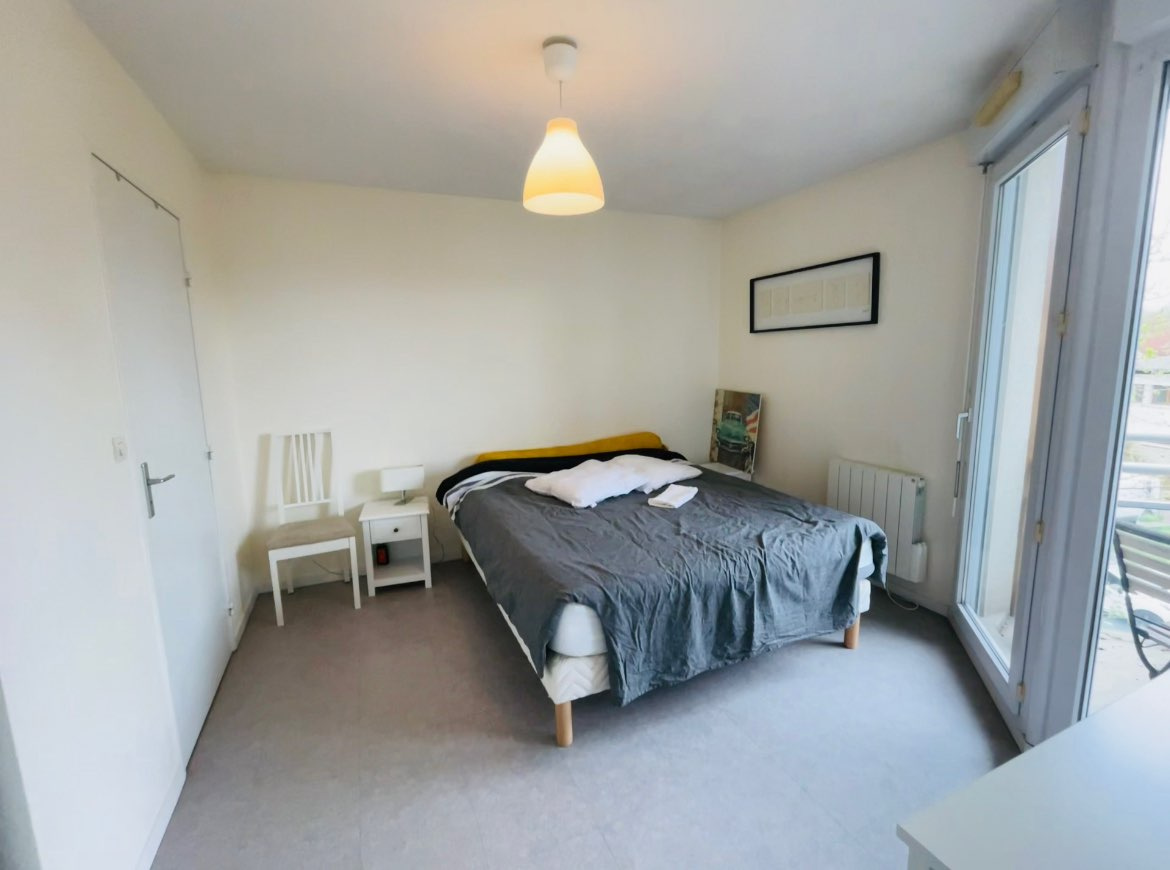 CAEN SAINT GILLES / CHR 2 PP 39 m2 BALCON PKG ASCENSEUR