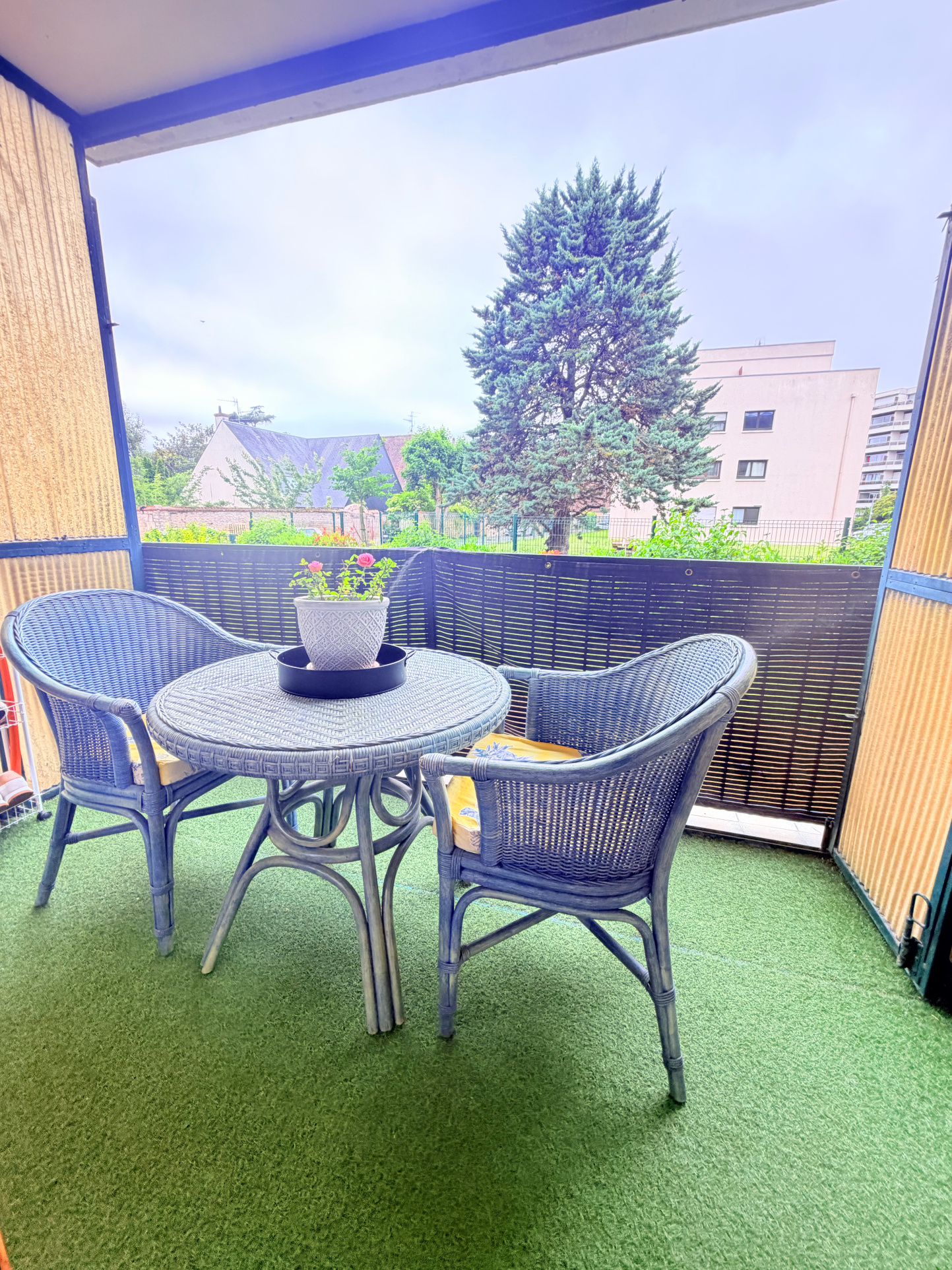 CAEN RUE DES ROSIERS T3 BALCON 61m2