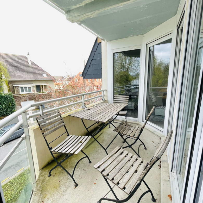 CAEN SAINT GILLES / CHR 2 PP 39 m2 BALCON PKG ASCENSEUR