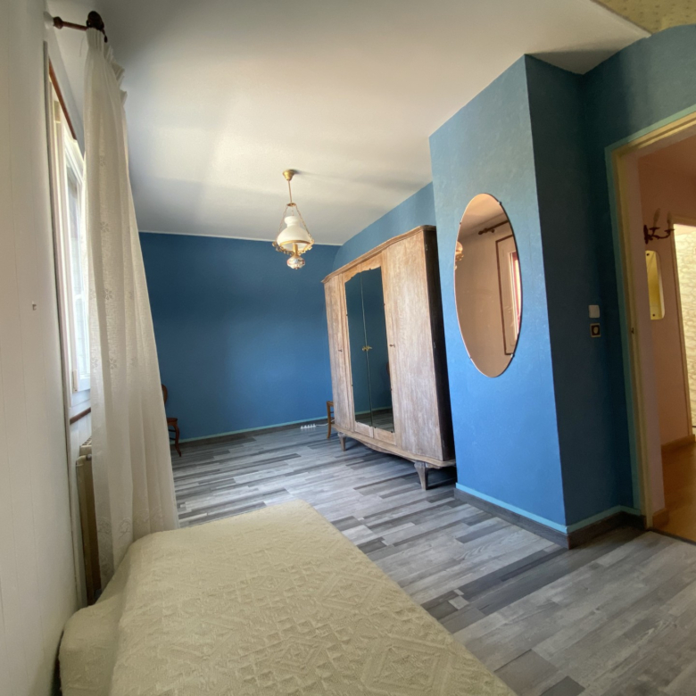CAEN   MAISON T5 DE 107 m2 SUR TERRAIN DE 655 m2