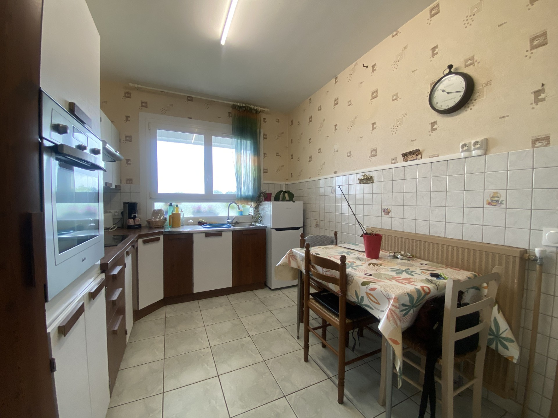 CAEN   MAISON T5 DE 107 m2 SUR TERRAIN DE 655 m2