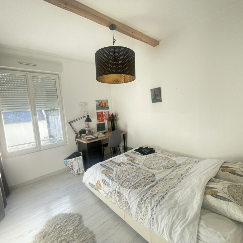 CHAMBRE MEUBLEE EN COLOCATION + PARK