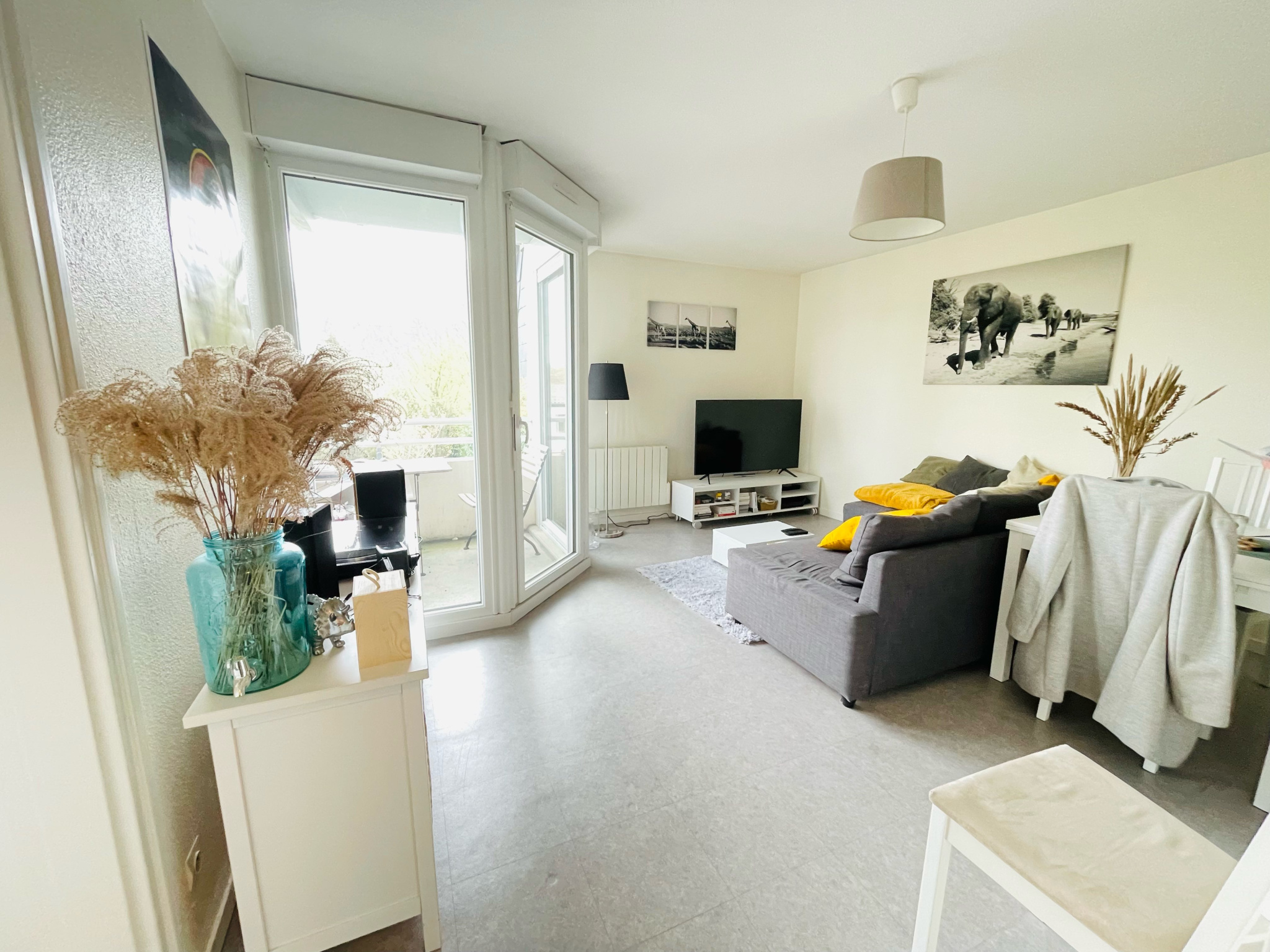 CAEN SAINT GILLES / CHR 2 PP 39 m2 BALCON PKG ASCENSEUR