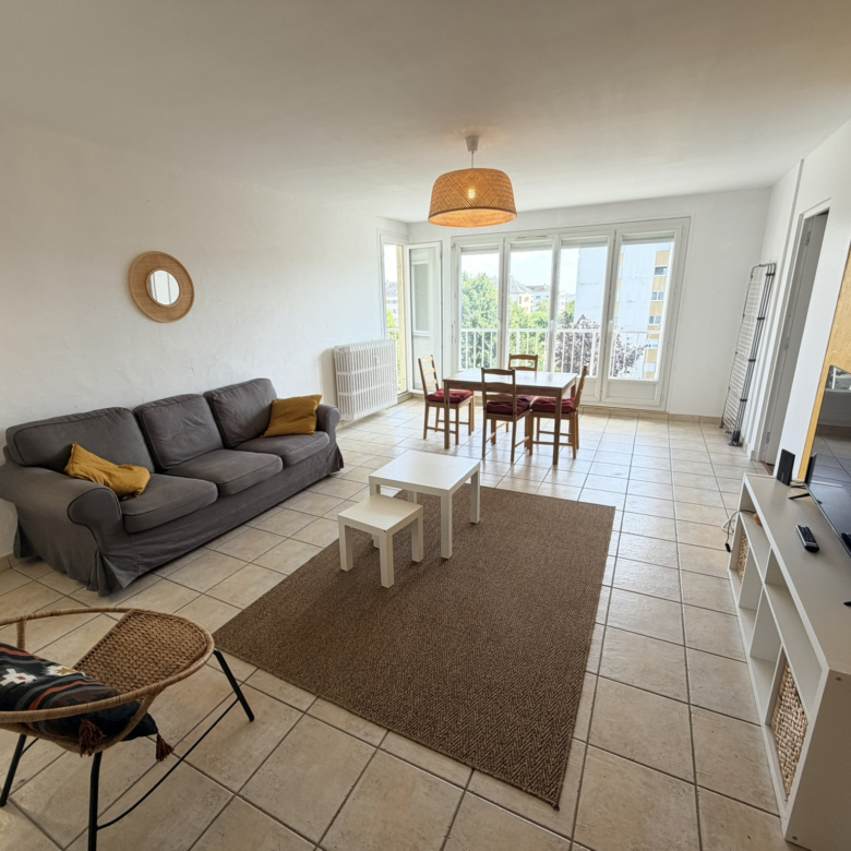 Chambre 17m2 Caen dans Colocation 92m2 3 pers