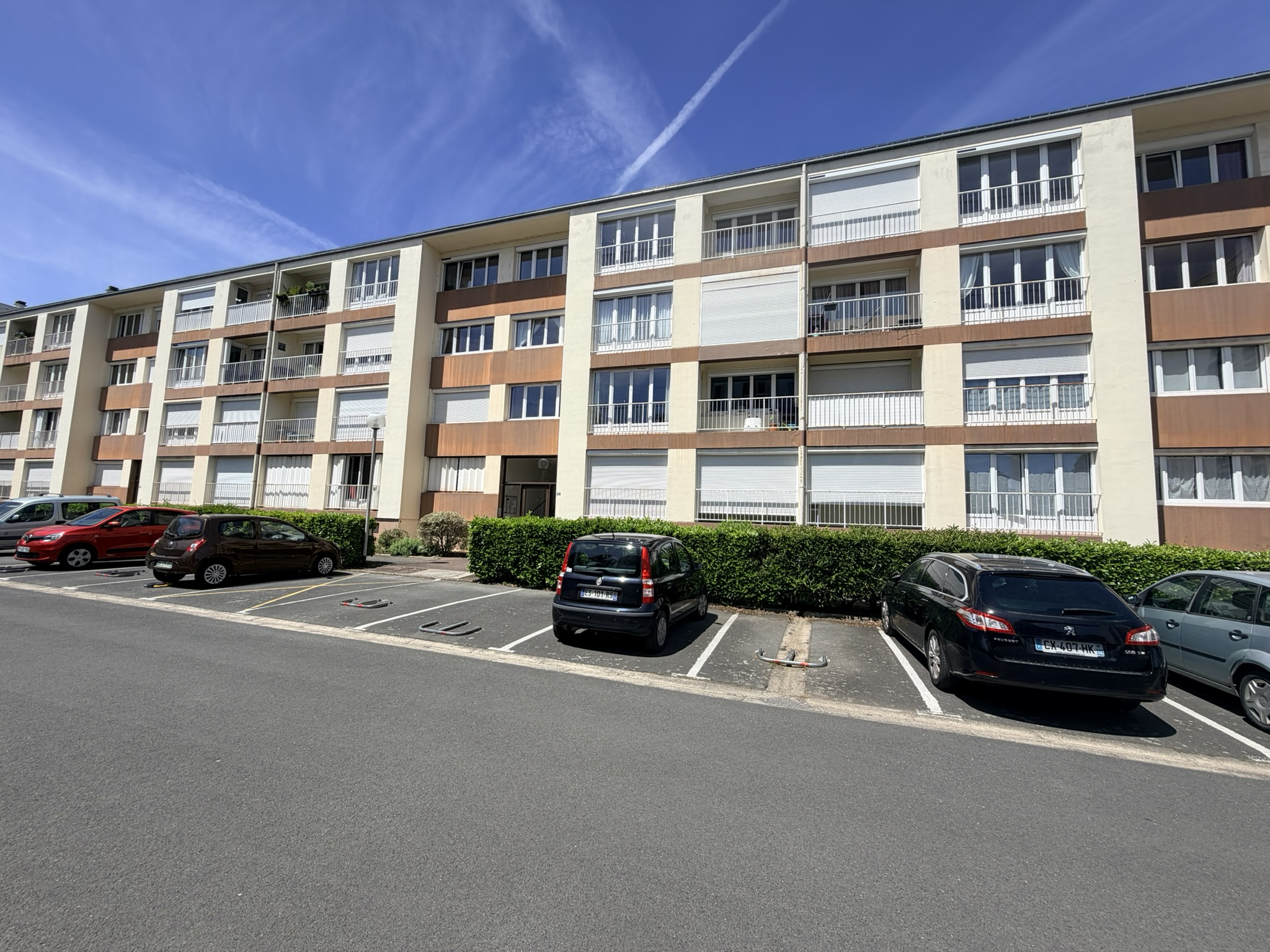 Caen 2 Chambres (9 + 11 m2) en Colocation appart 92m2 3 pers