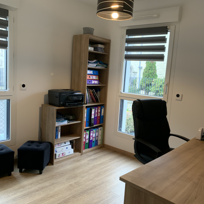 CAEN QUARTIER VAUCELLES APPARTEMENT 3 PIECES RESIDENCE RECENTE BALCONS PARKING CAVE