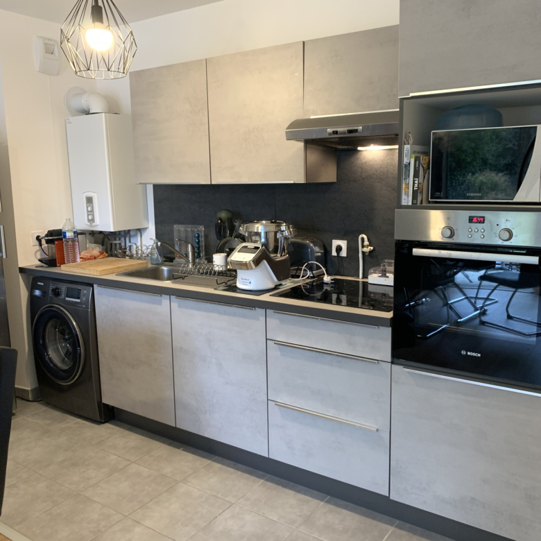 CAEN QUARTIER VAUCELLES APPARTEMENT 3 PIECES RESIDENCE RECENTE BALCONS PARKING CAVE