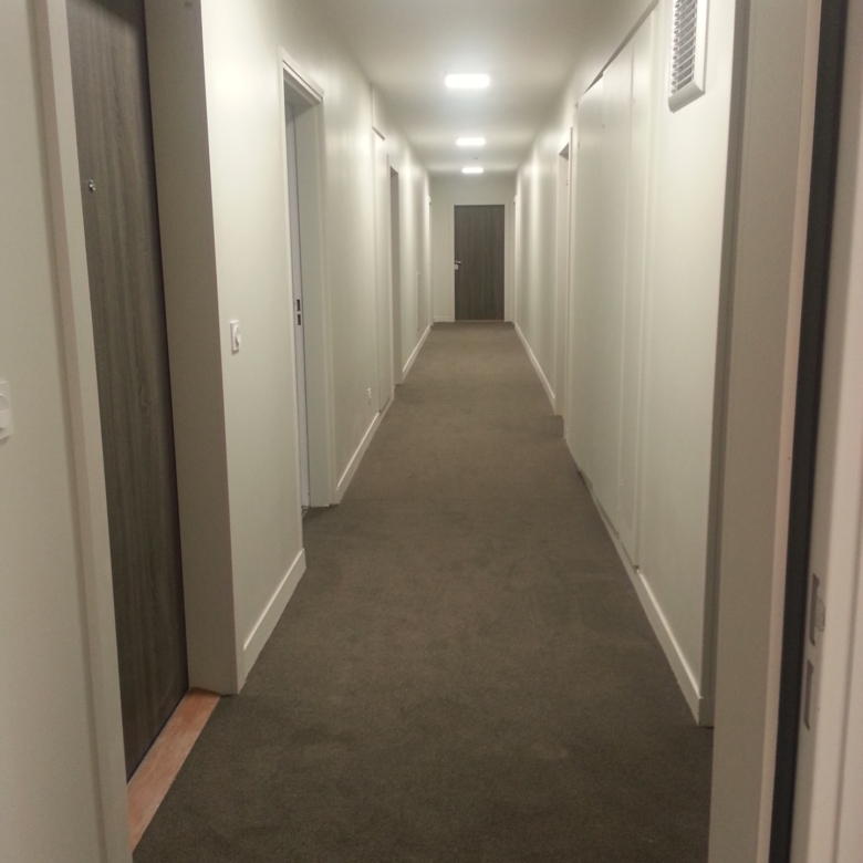 CAEN QUARTIER VAUCELLES APPARTEMENT 3 PIECES RESIDENCE RECENTE BALCONS PARKING CAVE