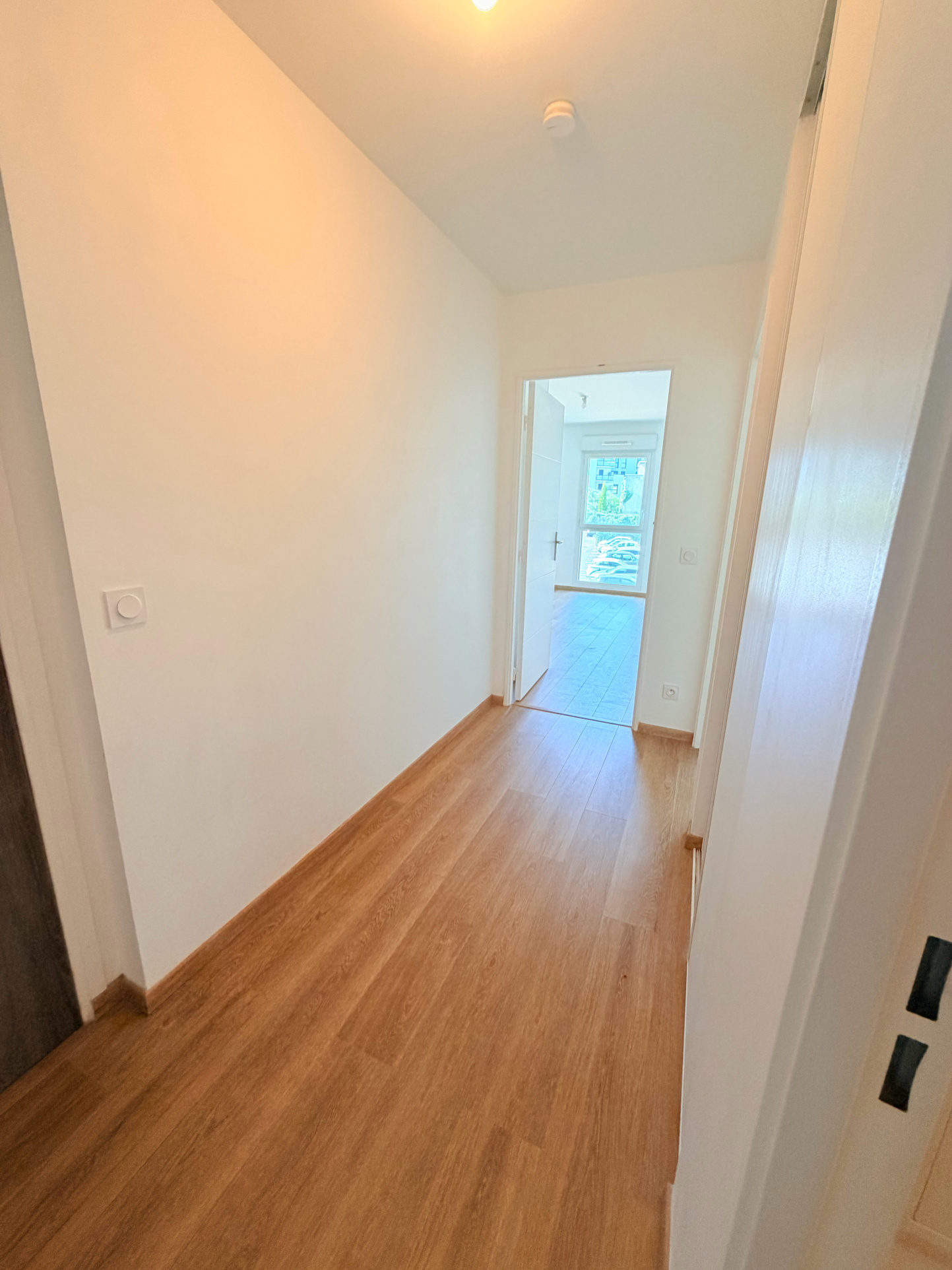 photo_bdae34ee72dcf50d499938936d7577b5-786427-0.jpg CAEN VAUCELLES APPARTEMENT 3 PIECES RESIDENCE RECENTE BALCON PARKING