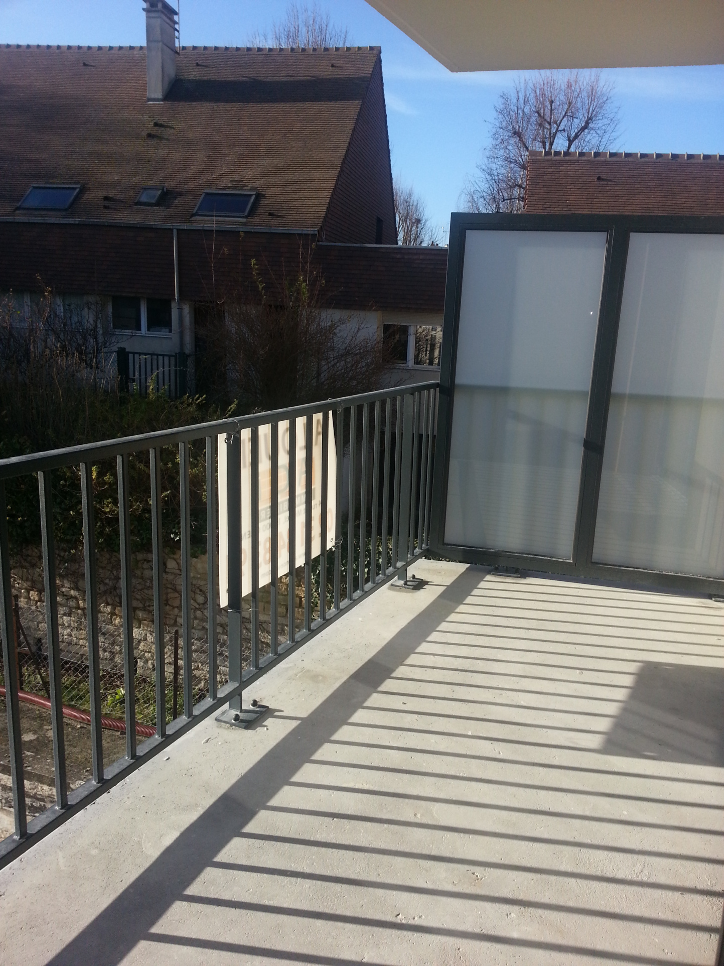 CAEN QUARTIER VAUCELLES APPARTEMENT 3 PIECES RESIDENCE RECENTE BALCONS PARKING CAVE