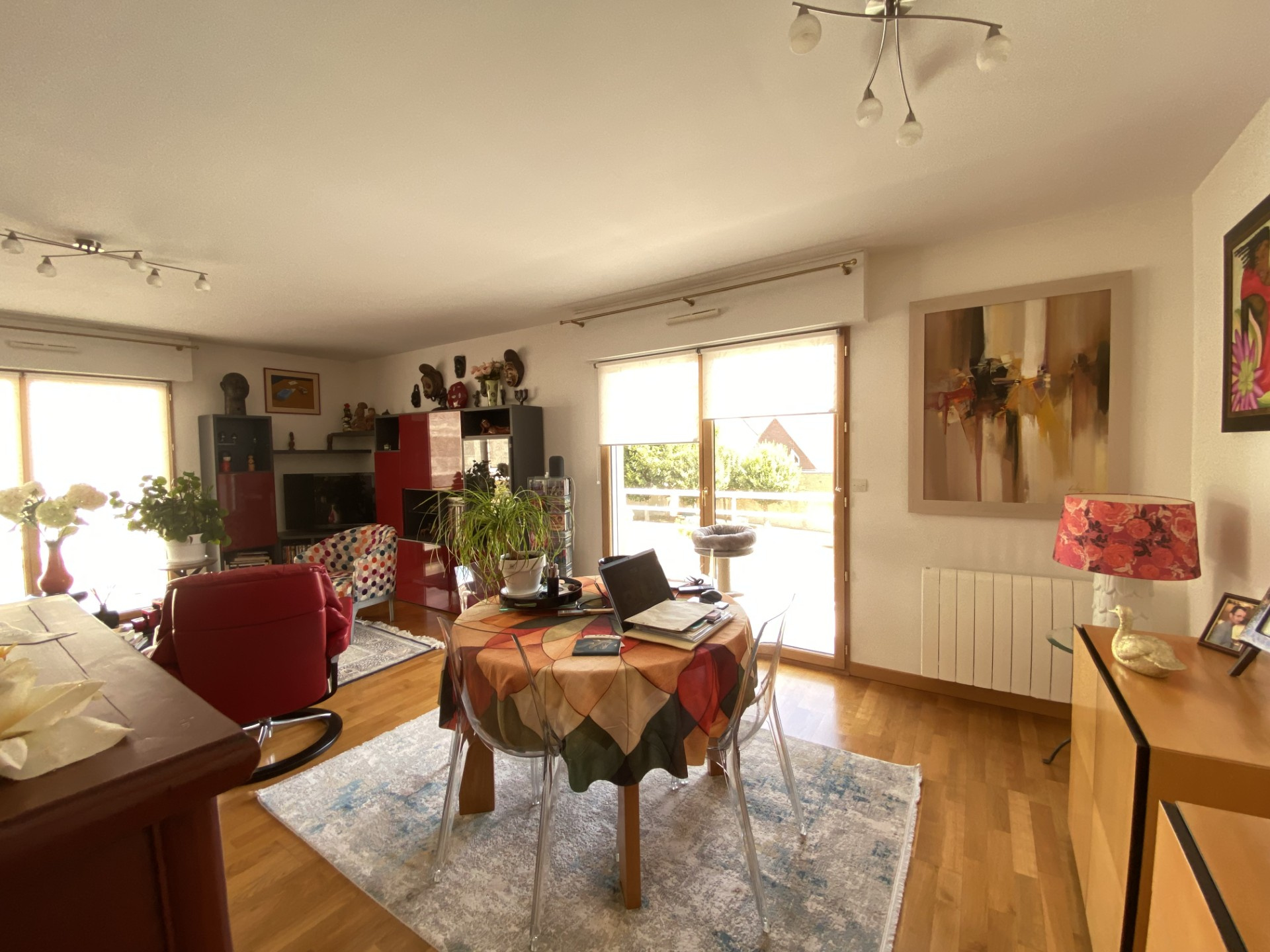 CAEN – BEL APPARTEMENT T4 – VENTE A TERME 12 ANS OCCUPEE A VIE