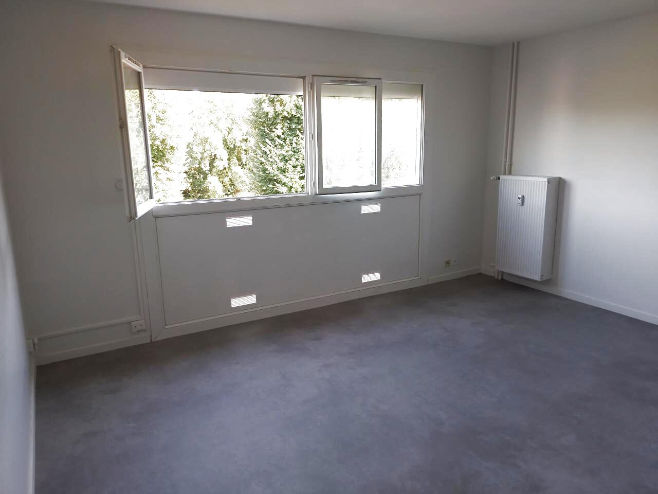 CORMELLES LE ROYAL – Studio de 26 m2 et Cave