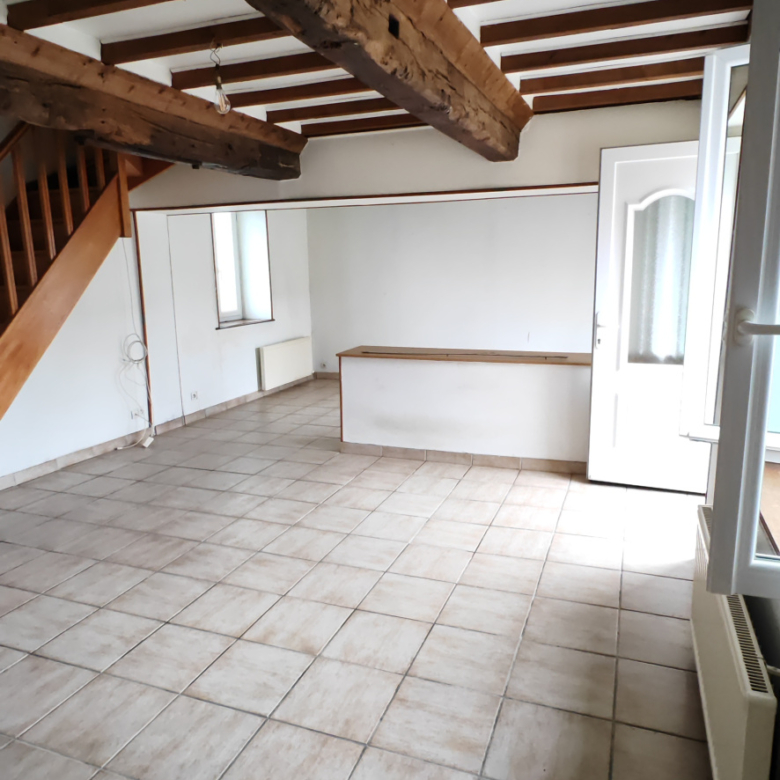 EXCLUSIF ET RARE LE TRONQUAY MAISON ANCIENNE DE 5 PP