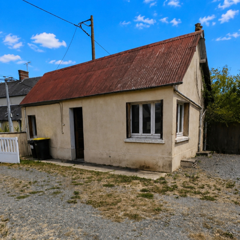 EXCLUSIF ET RARE LE TRONQUAY MAISON ANCIENNE DE 5 PP