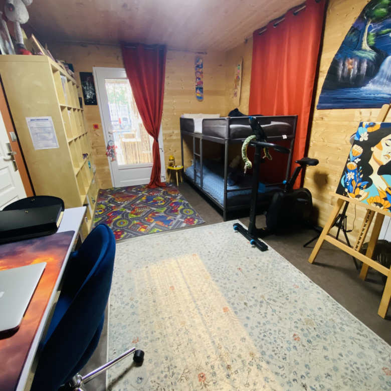 EXCLUSIVITE RARE  MAISON T6  ATYPIQUE DE PLAIN PIED  SECTEUR MEZIDON CANON