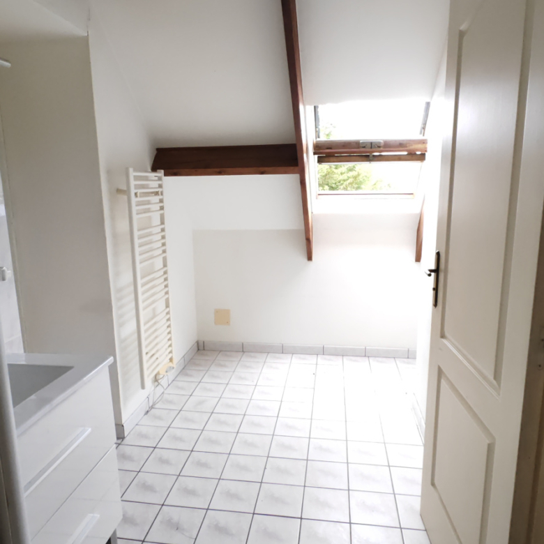 EXCLUSIF ET RARE LE TRONQUAY MAISON ANCIENNE DE 5 PP