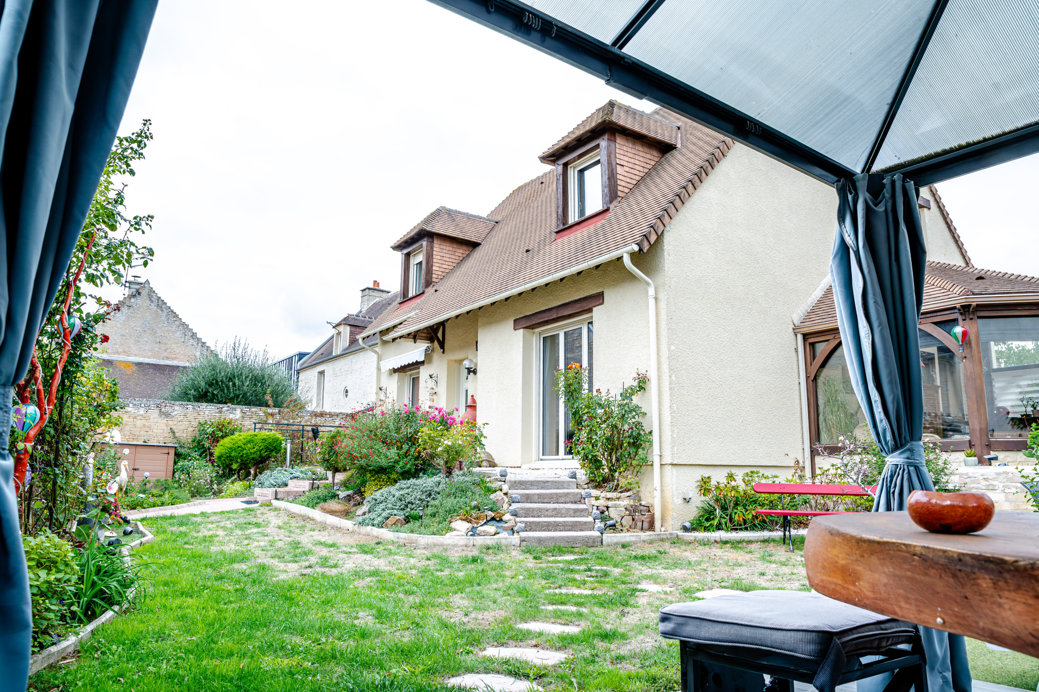 BRETTEVILLE SUR ODON – BELLE MAISON EN VIAGER OCCUPE