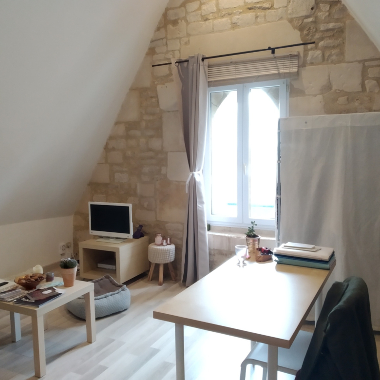 CAEN GENERAL MOULIN APPT 2PP DUPLEX