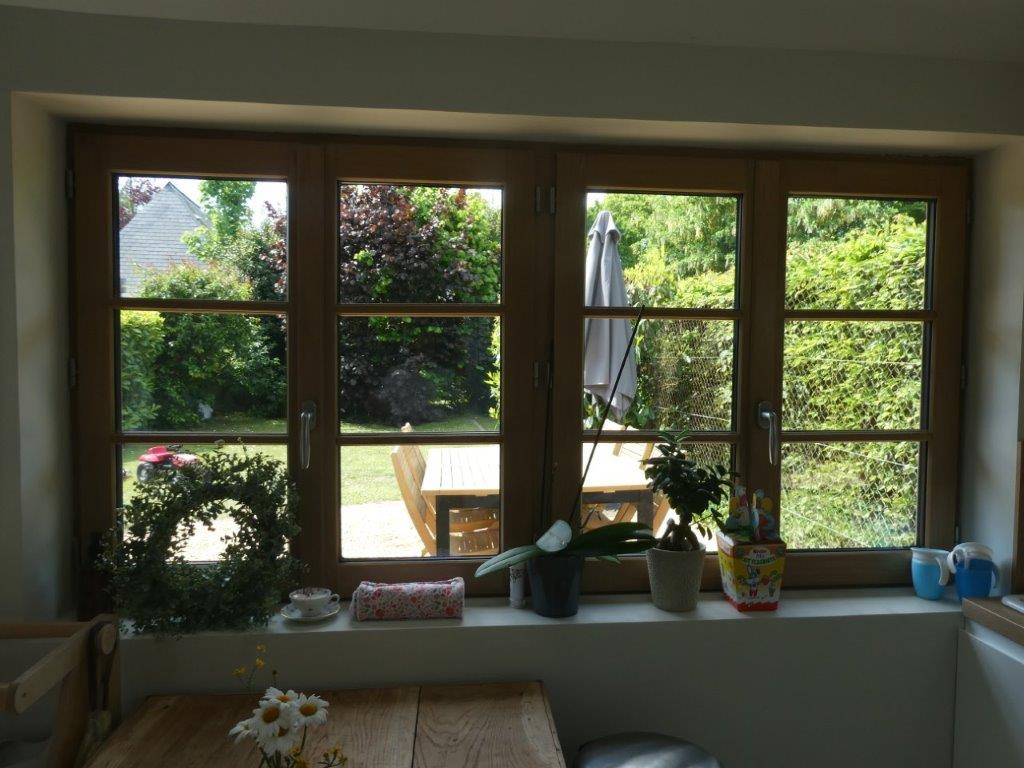 PONT L’EVEQUE – MAISON DE VILLE AVEC JARDIN ET TERRASSE