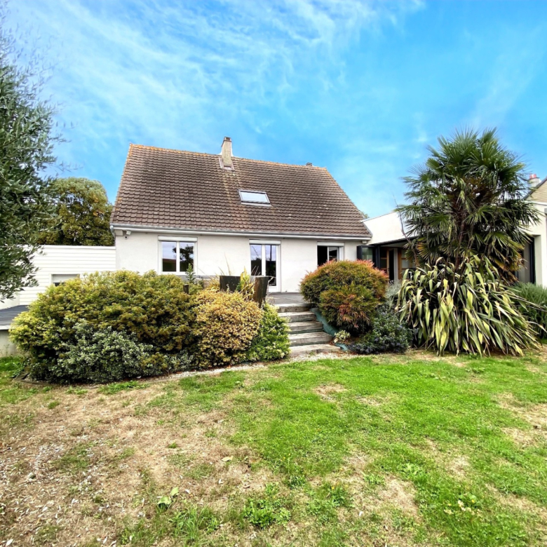 EXCLUSIVITE ACI – CAEN – MAISON T11 DE 244 m2