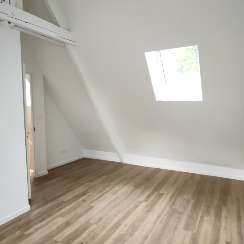 CAEN NORD MAISON EN PIERRES RENOVEE T5