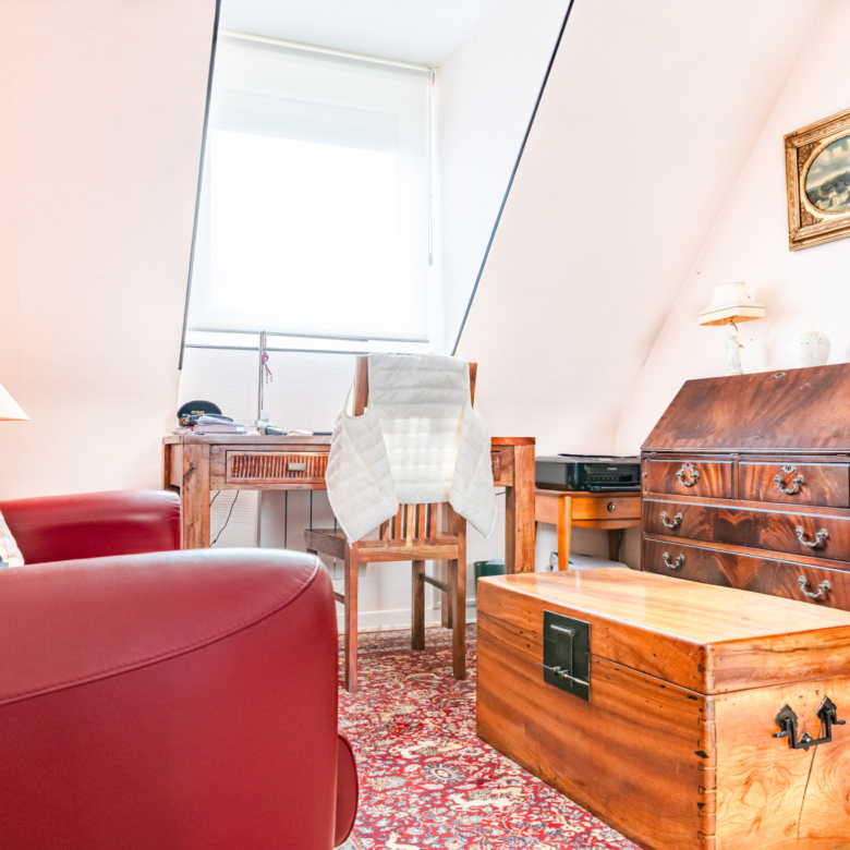 BRETTEVILLE SUR ODON – BELLE MAISON EN VIAGER OCCUPE