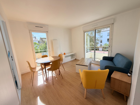 Caen haie Vigné Appartement 2 pieces meublé rénové