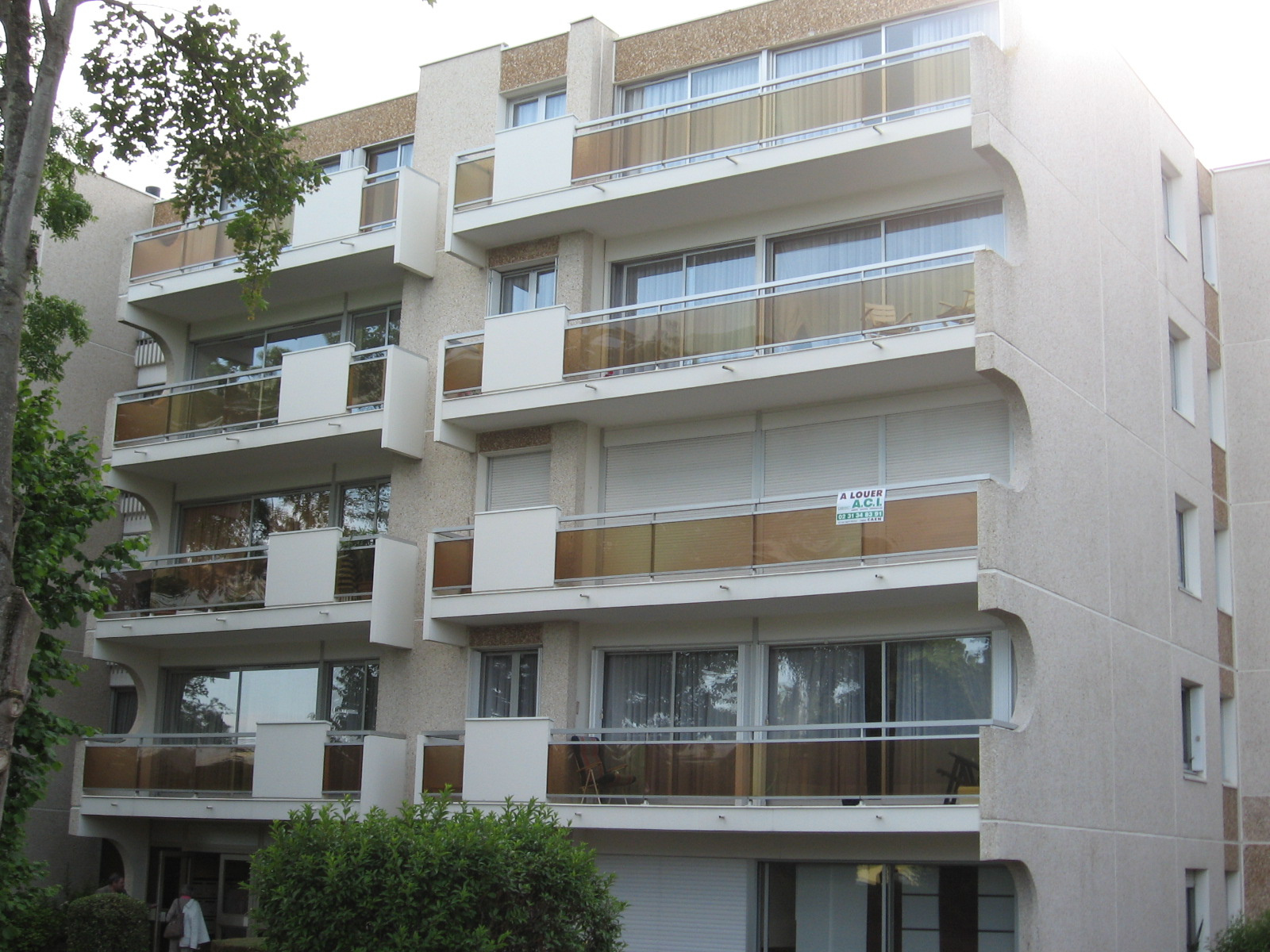 CAEN HASTING APPARTEMENT T3 BALCON ASCR